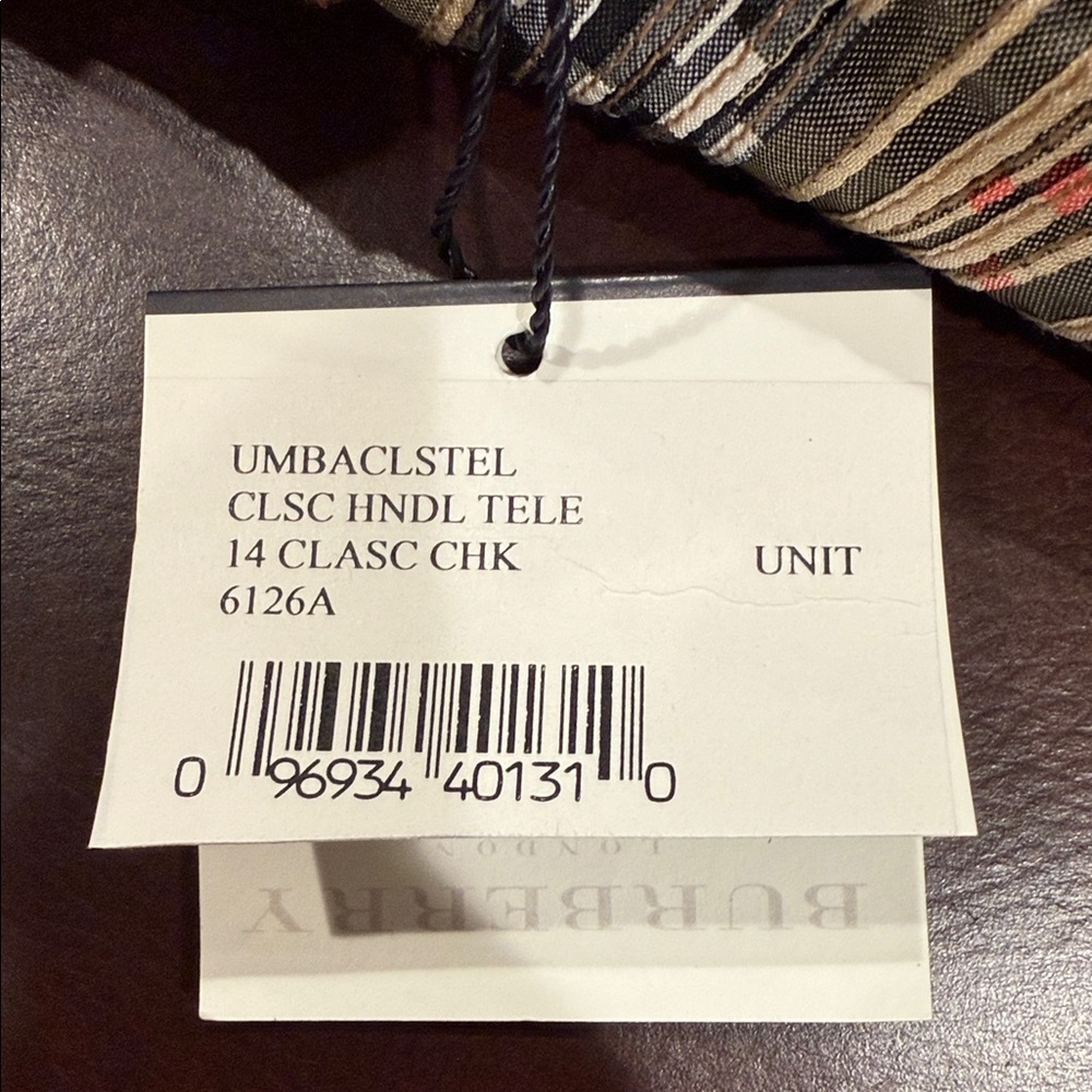 NWT Burberry Beige and Black Plaid Classic Umbrella - Picture 4 of 4